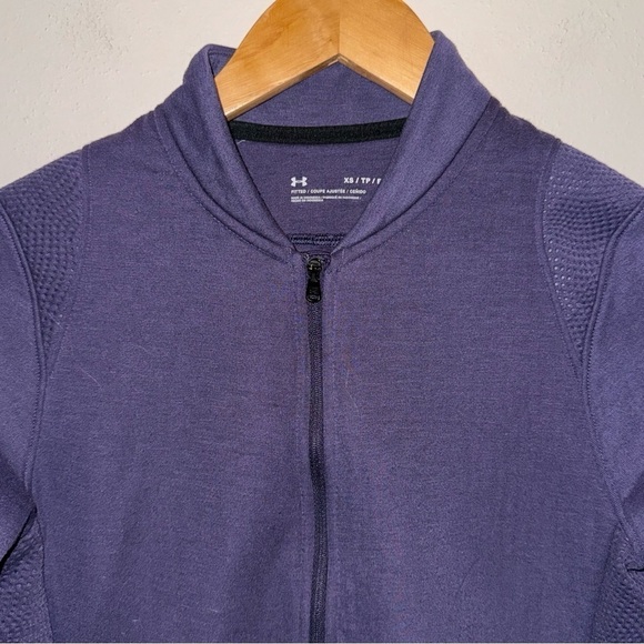 Under Armour Zip Up Jacket Women’s Size Extra Small - Picture 2 of 13